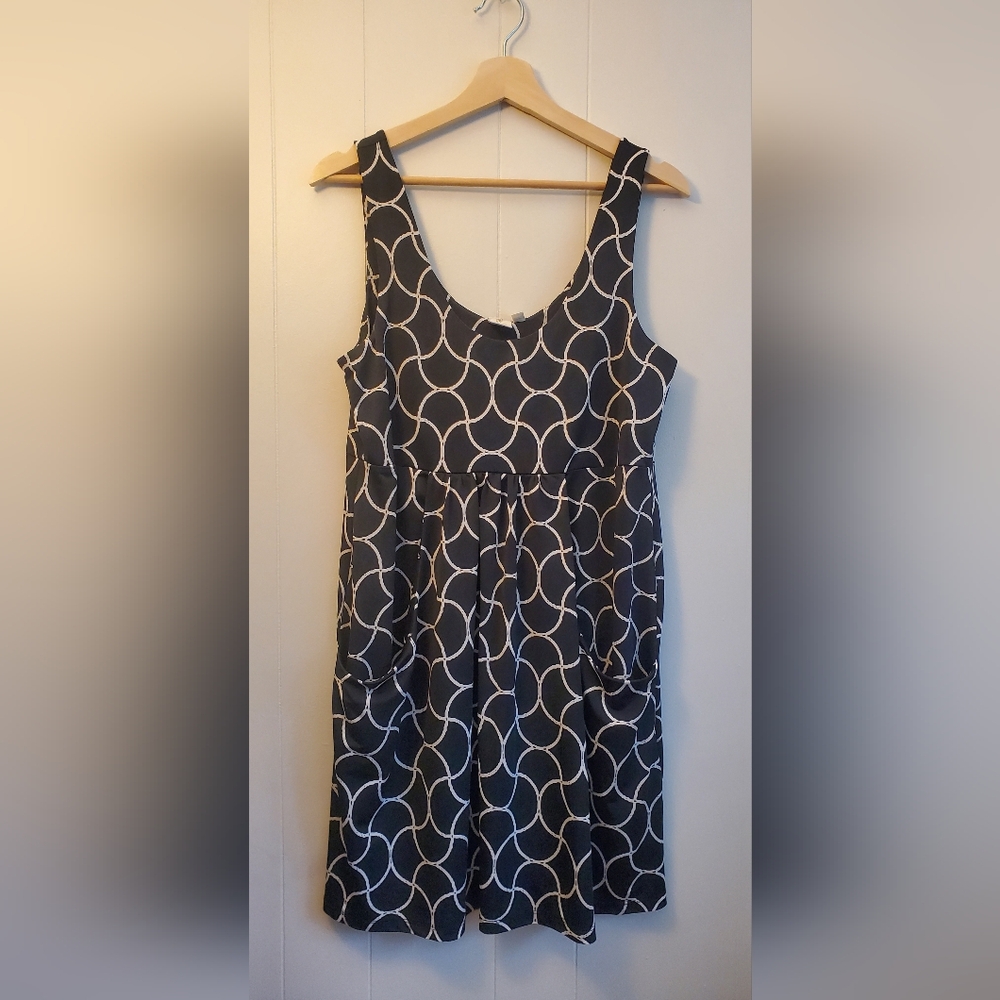 St. Tropez West - women's casual dress, sleeveless, pockets, empire waist, size